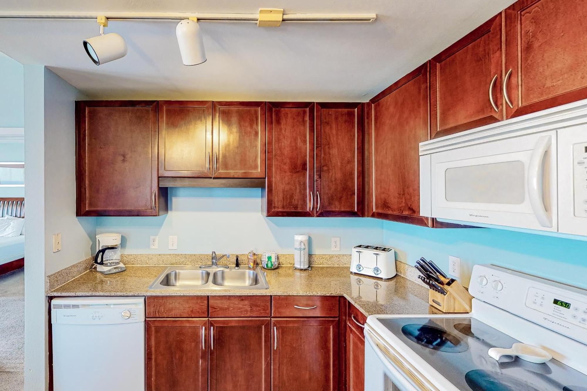Lake Town Wharf Panama City Beach Room photo
